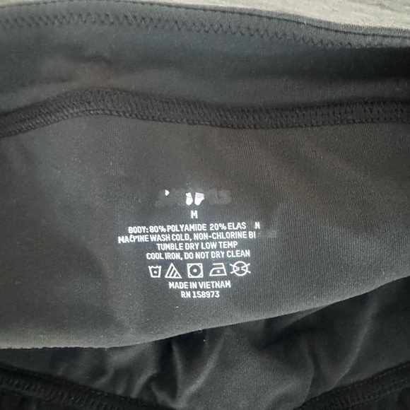 Skims longline triangle bralette - Picture 3 of 3